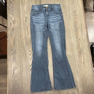 Democracy Flare Jeans Whisker Denim Mid Rise Stretch Medium Dark Wash Size 6